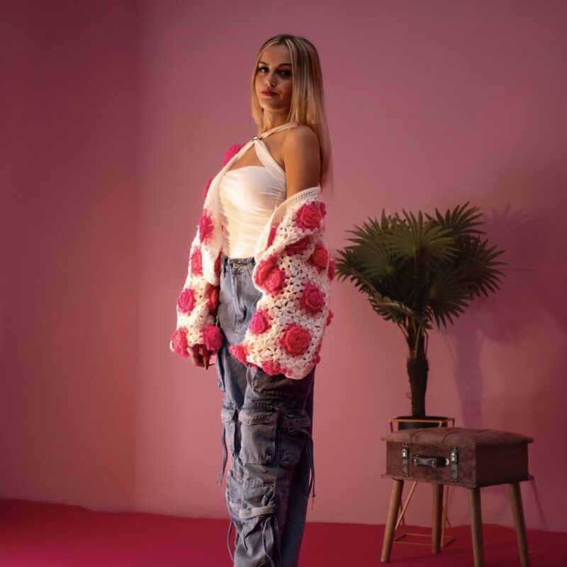 Cardigan rose